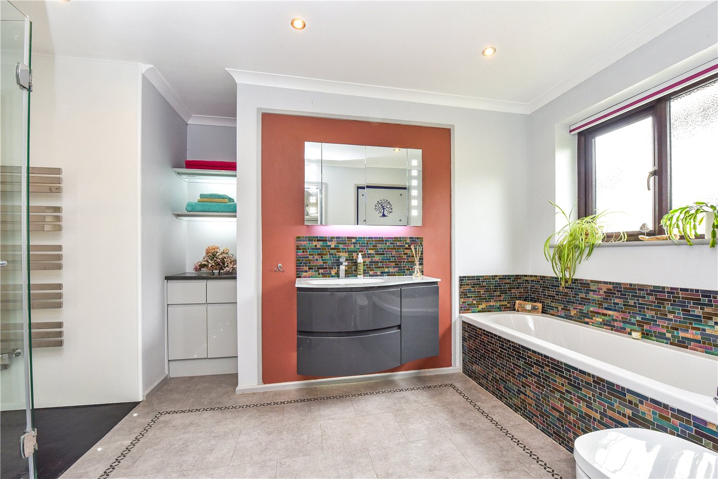 En Suite Shower Room